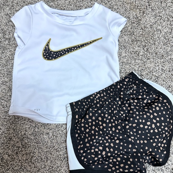 BABY BUNDLE - Picture 14 of 16